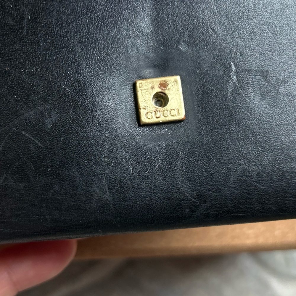 SOLD ! Vintage Gucci Black Leather Car key Holder